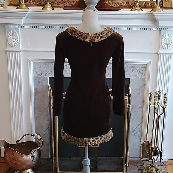 Vintage Xanadu Velvet Dress - Picture 6 of 8